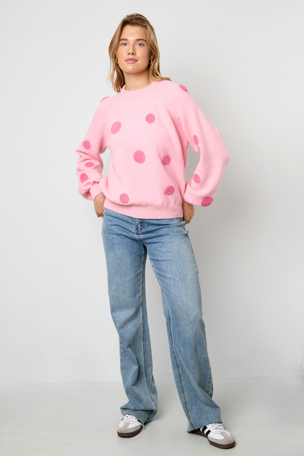 Dotted sweater