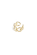 Elegant ring with hearts